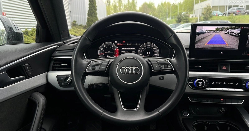 Audi A4 cena 124900 przebieg: 124760, rok produkcji 2019 z Grójec małe 497